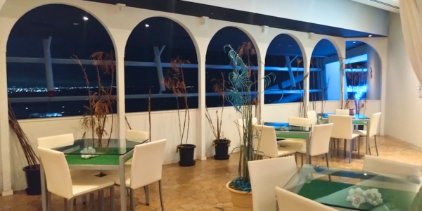 さきしまコスモタワー　飲食スペース