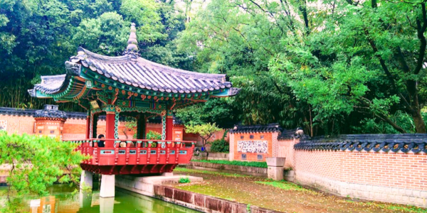 鶴見緑地　韓国庭園